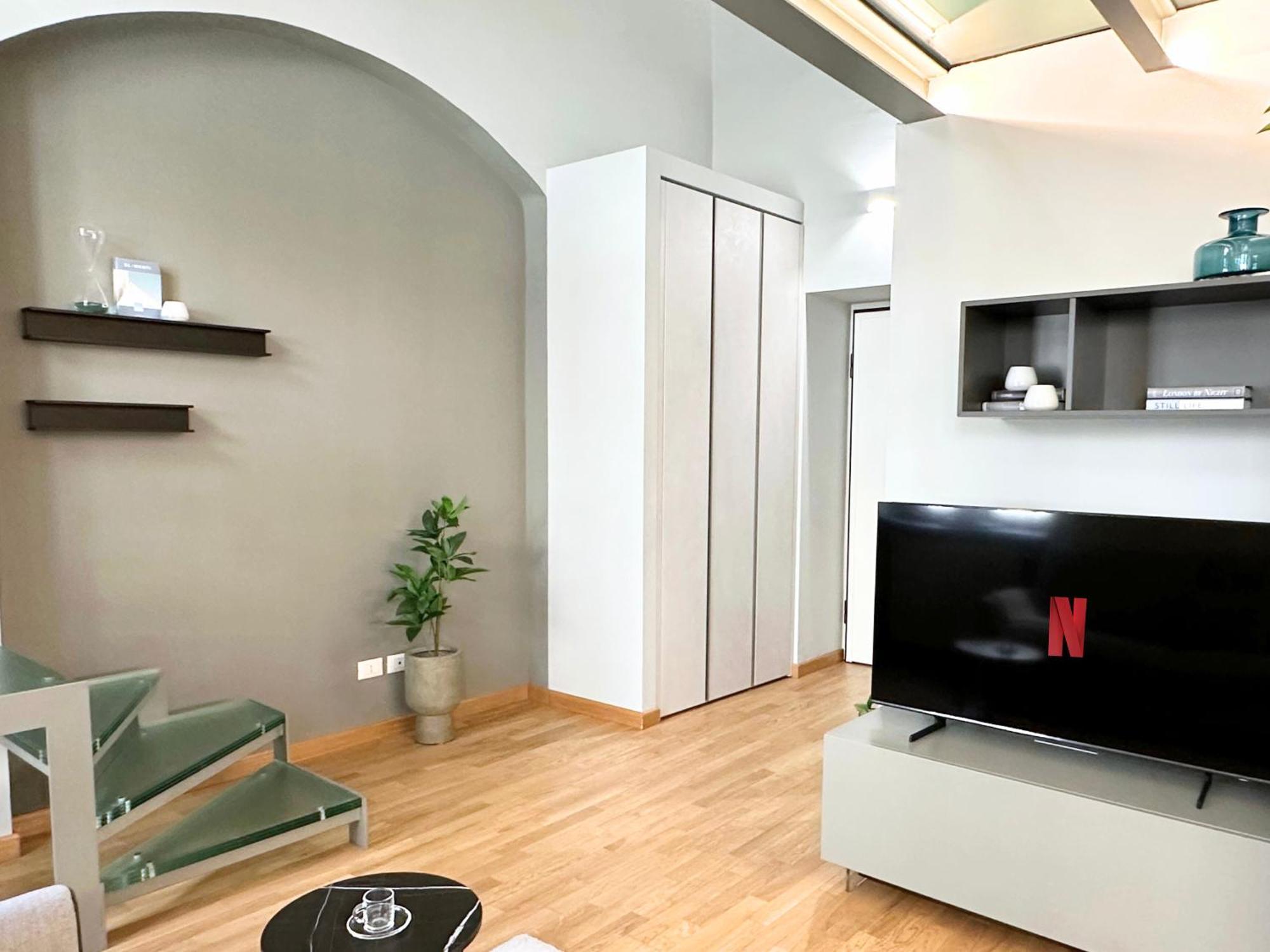 Jacuzzi Luxury Apartment In The Town Centre Турин Экстерьер фото